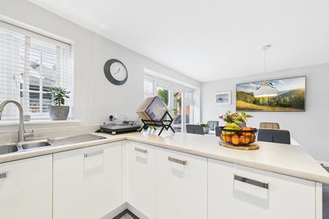 5 bedroom detached house for sale, Roberts Road, Silverstone, Towcester, Northamptonshire, NN12