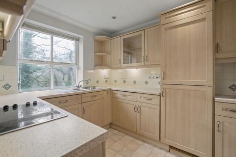 2 bedroom flat for sale, 44 River Bank Close, Maidstone, Kent, ME15 7RZ