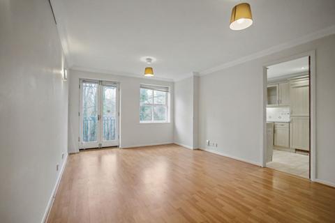 2 bedroom flat for sale, 44 River Bank Close, Maidstone, Kent, ME15 7RZ
