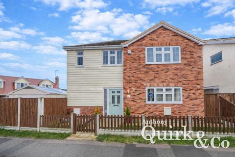 3 bedroom detached house for sale, Waarden Road, Canvey Island, SS8