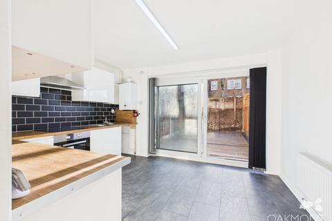 4 bedroom terraced house for sale, Wilkinson Road, London