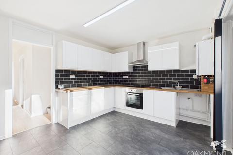 4 bedroom terraced house for sale, Wilkinson Road, London