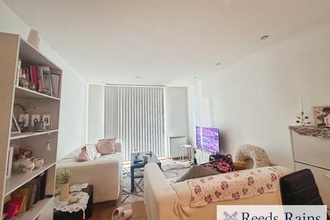 2 bedroom apartment for sale, Elmira Way, Greater Manchester M5