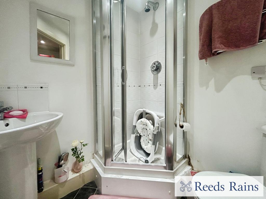 Bedroom Two Ensuite