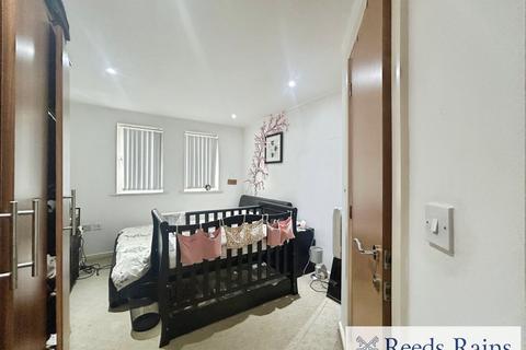 2 bedroom apartment for sale, Elmira Way, Greater Manchester M5