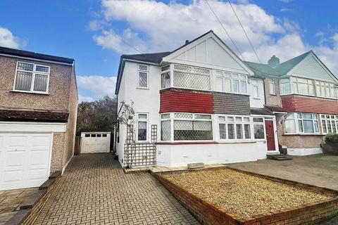 2 bedroom end of terrace house for sale, Murchison Avenue, Bexley, Kent, DA5