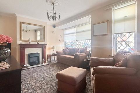 2 bedroom end of terrace house for sale, Murchison Avenue, Bexley, Kent, DA5