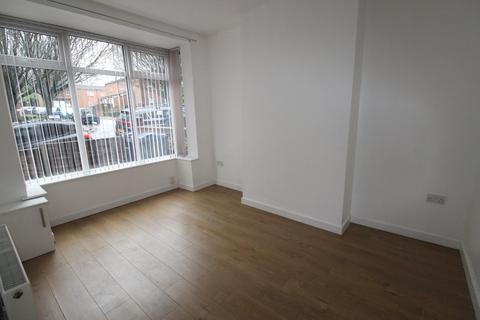 3 bedroom terraced house to rent, Kathleen Road, West Midlands B25