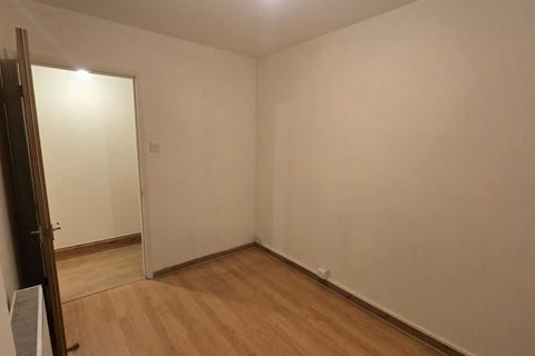 undefined, Purley CR8