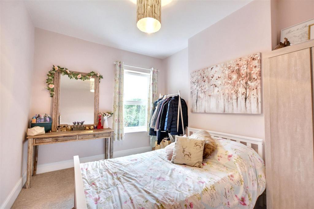 Bedroom 2 1.jpeg