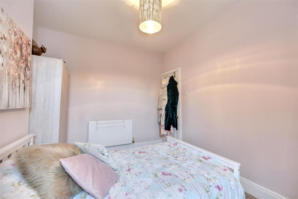Bedroom 2 2.jpeg