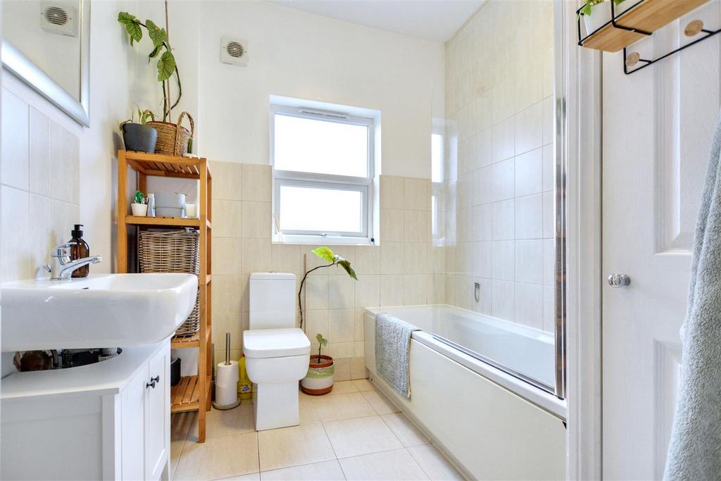 Bathroom.jpeg