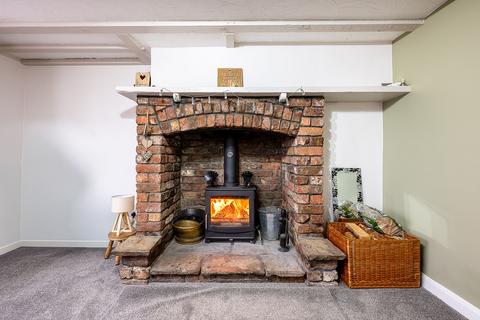 3 bedroom semi-detached house for sale, Liverpool Road, Ormskirk L39