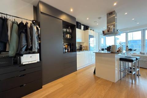 1 bedroom apartment for sale, Arena Tower, 25 Crossharbour Plaza, London, E14