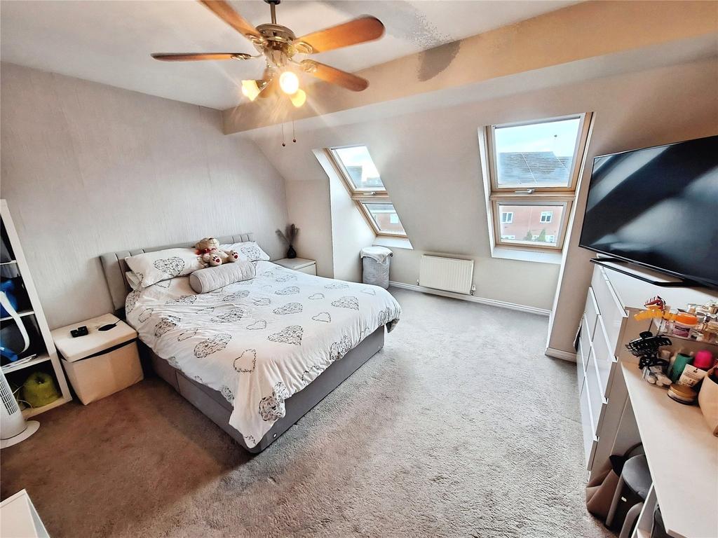 Main Bedroom