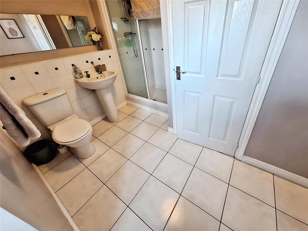 En Suite Shower