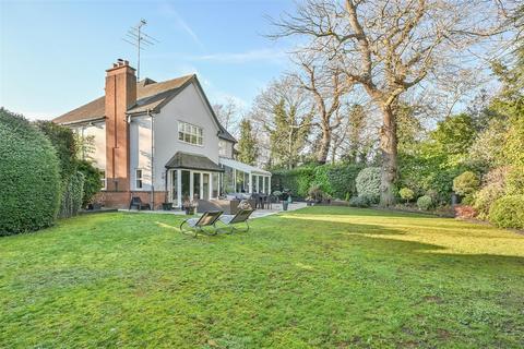 5 bedroom detached house for sale, Crescent Drive, Shenfield, Brentwood
