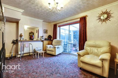 3 bedroom terraced house for sale, Chestnut Avenue, Clacton-On-Sea