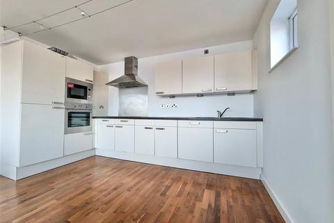 2 bedroom flat to rent, Granite Court, Prestwich M25