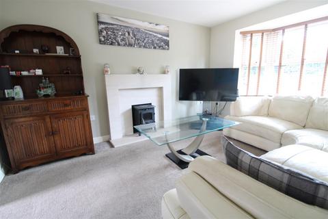 4 bedroom townhouse for sale, Lawsons Court, High Coniscliffe