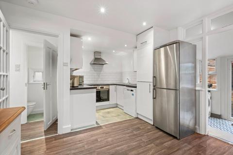 3 bedroom detached house for sale, Felcott Road, Hersham, Walton on Thames, KT12