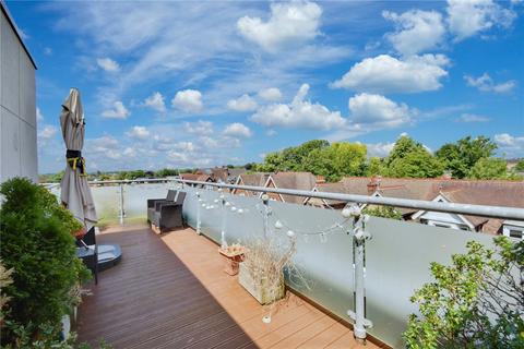 2 bedroom apartment for sale, Upton Road, Hertfordshire WD18