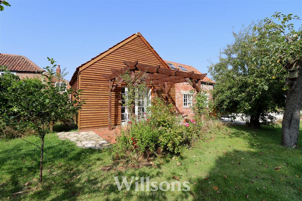 Holiday Cottage No 1
