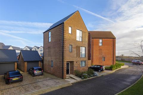 3 bedroom townhouse for sale, Lakeview Garden, Chilmington Green