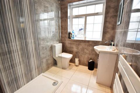 5 bedroom semi-detached bungalow for sale, Hadley Road, Belvedere DA17