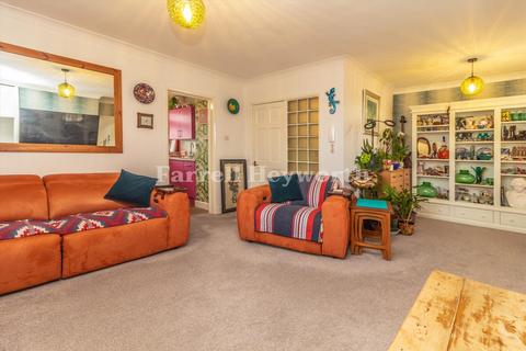 2 bedroom flat for sale, Abbeystead House, Lancaster LA1