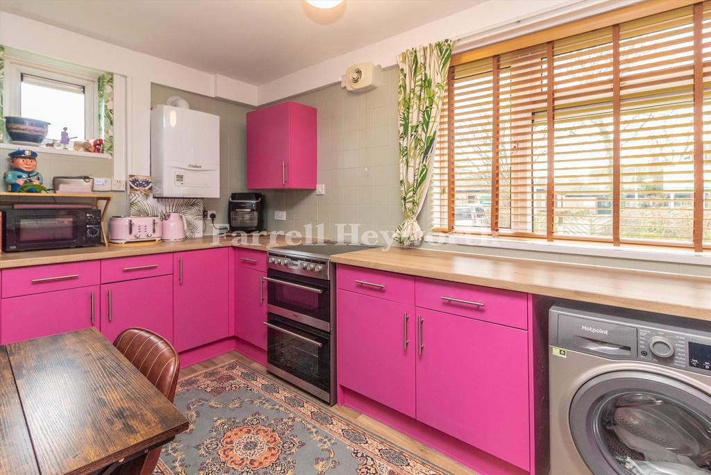 Kitchen image 2