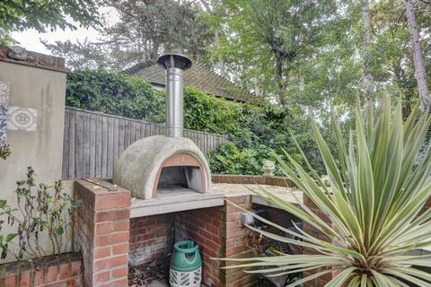 5 bedroom detached house for sale, Bourne End SL8