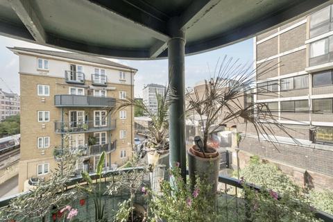 2 bedroom flat for sale, Monroe House, Lorne Close, Regents Park, NW8