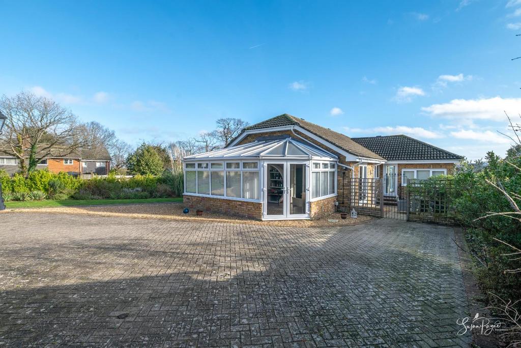 Parking & Driveway