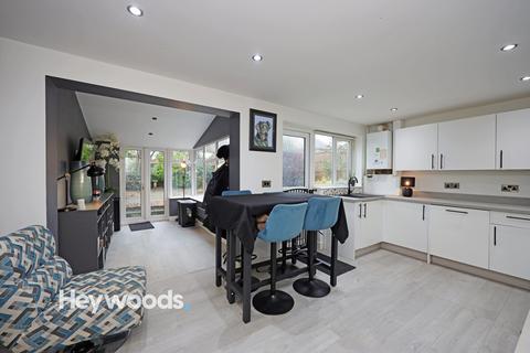 3 bedroom detached house for sale, Shrewsbury Drive, Mitchells Wood, Newcastle-under-Lyme, Staffordshire