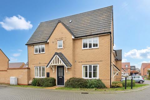 3 bedroom semi-detached house for sale - Brudenell, Huntingdon PE29