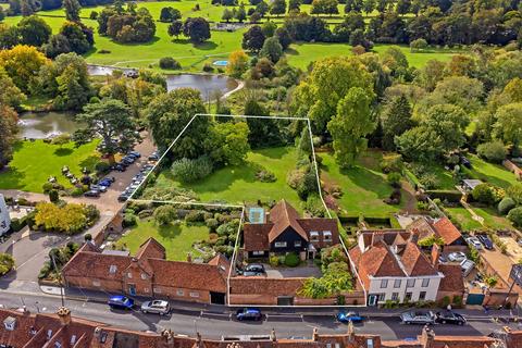 4 bedroom detached house for sale, Fishpool Street, St. Albans