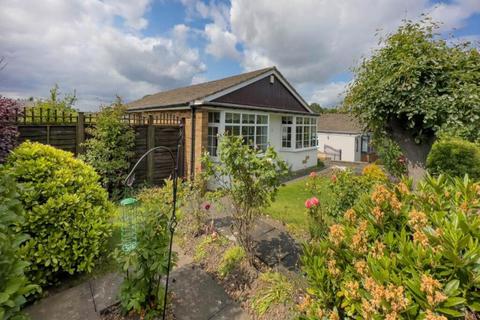 3 bedroom bungalow to rent, York Drive , Upper Batley, West Yorkshire
