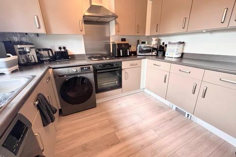 3 bedroom terraced house for sale, Tarry Court, Roade, Northamptonshire NN7
