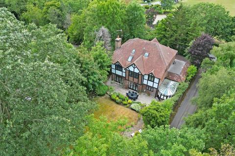 6 bedroom detached house for sale, Mill Hill NW7