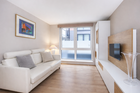 1 bedroom apartment to rent - High Timber Street, London EC4V
