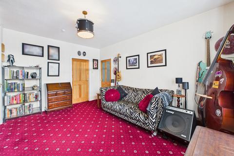 undefined, Kilmarnock KA1