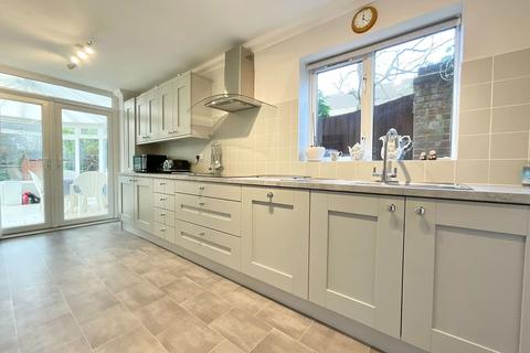 undefined, Woodlands Close, Southport PR9