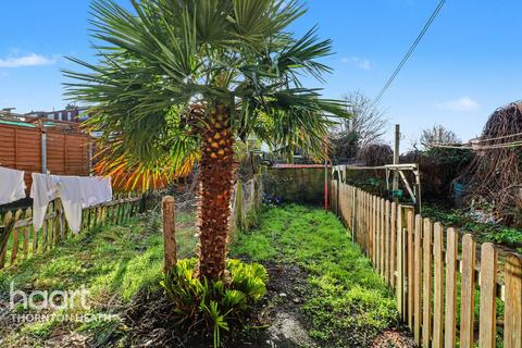 2 bedroom maisonette for sale, Hythe Road, Thornton Heath