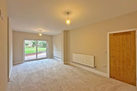 3 bedroom semi-detached house for sale, Ounsdale Road, Wombourne, WV5