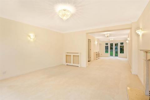 undefined, Abinger Avenue, Cheam SM2