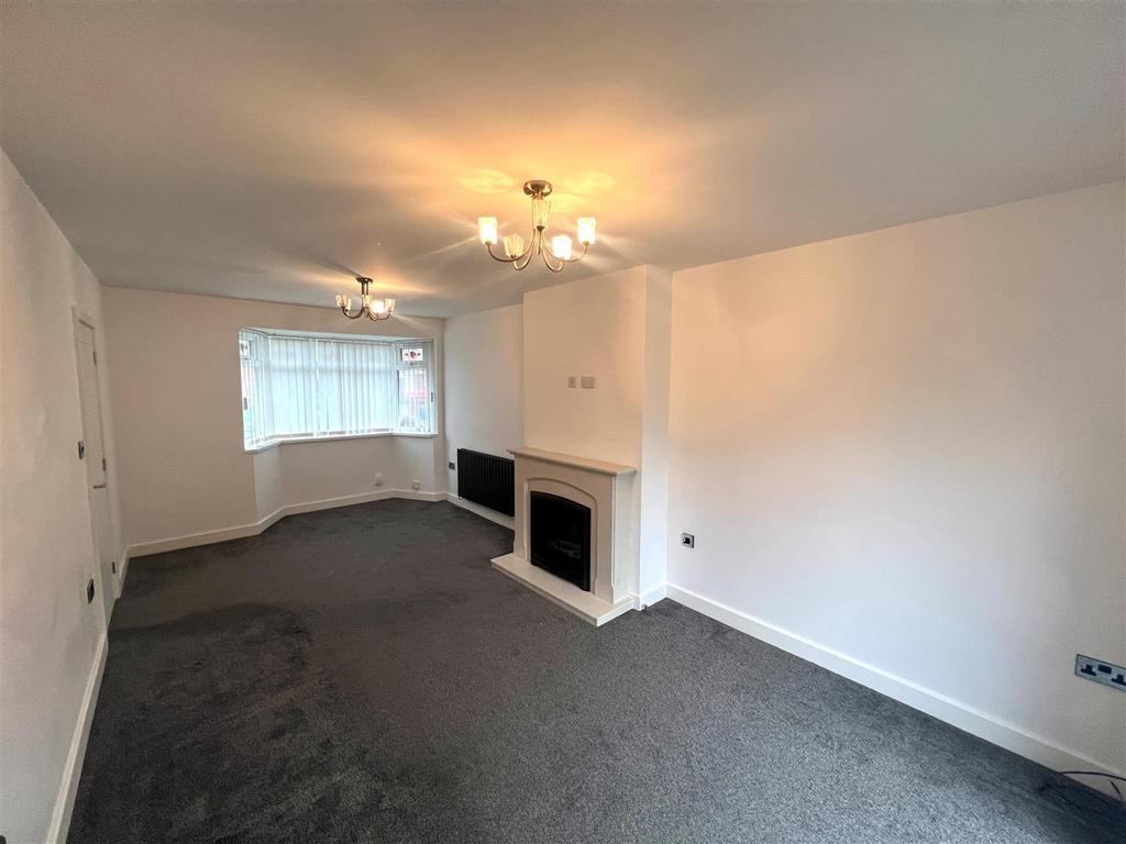 Living room 1.jpg