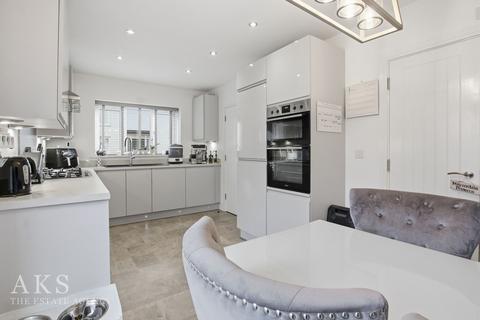 4 bedroom detached house for sale, Packington Road, Derby DE65