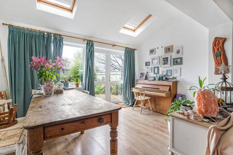 3 bedroom end of terrace house for sale, Mervyn Road , Northfields, Ealing, W13