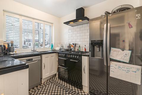 3 bedroom end of terrace house for sale, Mervyn Road , Northfields, Ealing, W13